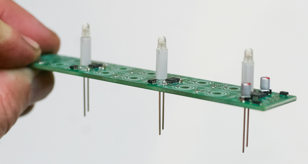 Links LED placement